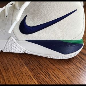 Nike Kyrie 4